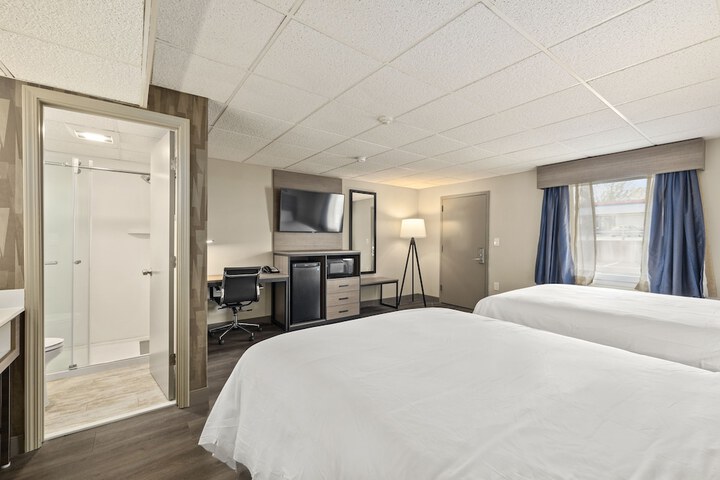 Room 8 of 22