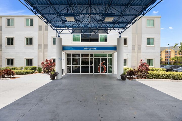 Hotel 6 of 34