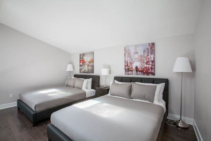 Room 14 of 30