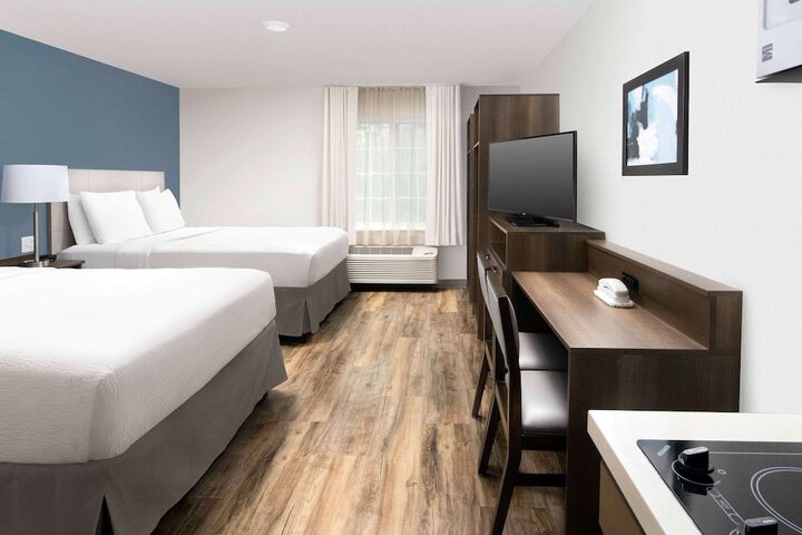 Room 17 of 25