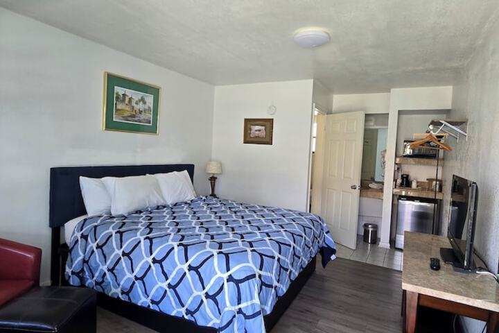 Merida Inn and Suites