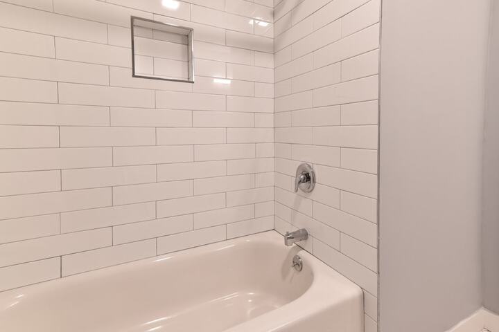 Room 27 of 45