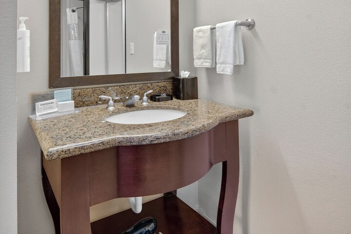 Hampton Inn & Suites Longview North