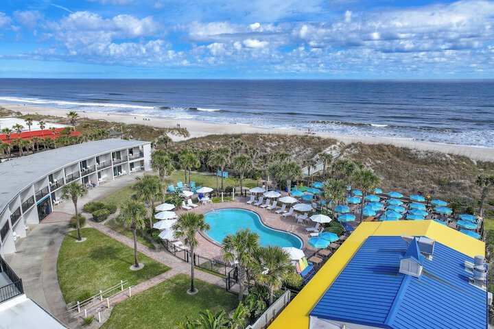 Seahorse Oceanfront Inn