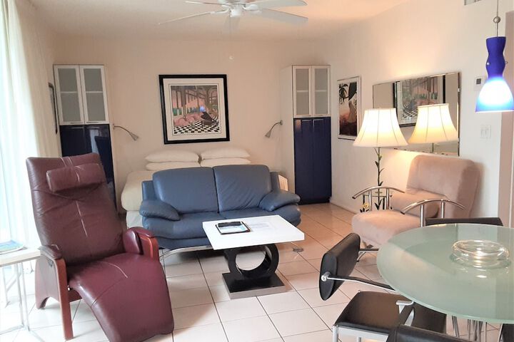 Room 72 of 177