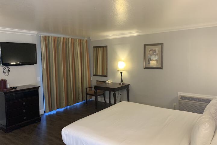 Room 20 of 40