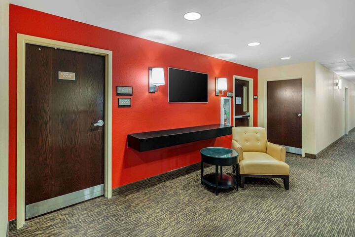 Extended Stay America Select Suites Chicago OHare