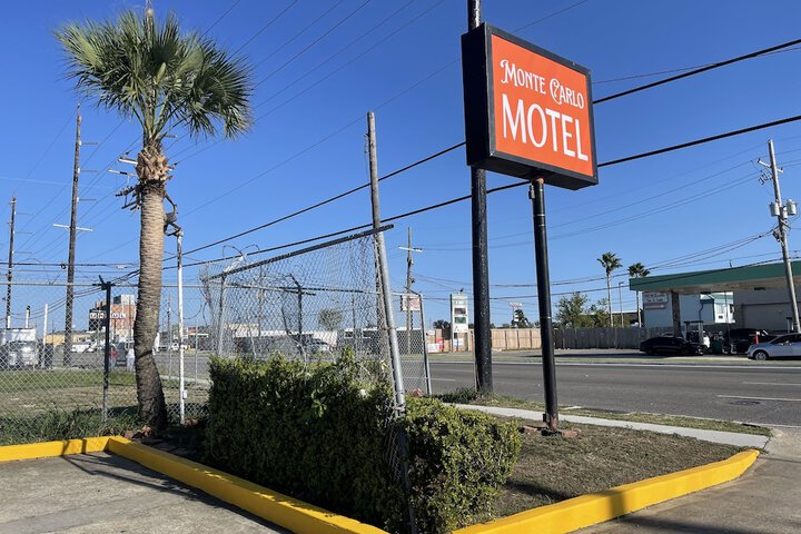 Hotel 4 of 33