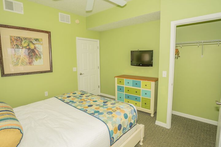 Barefoot Suites