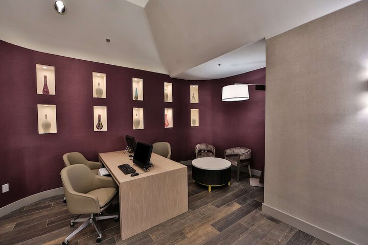 Business Center 34 of 34