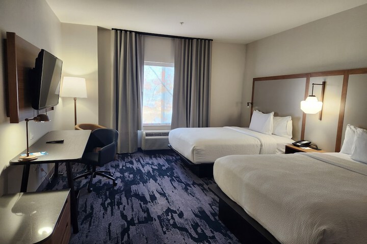 Fairfield Inn & Suites Riverside Corona / Norco