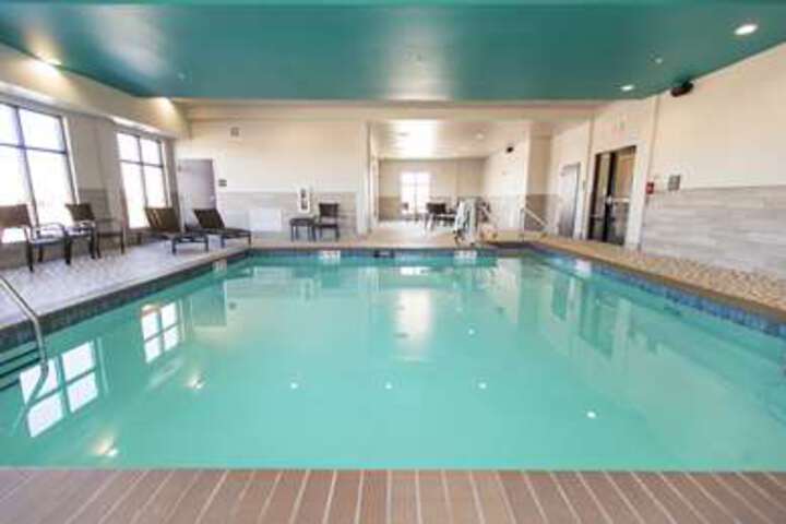 Pool 10 of 200