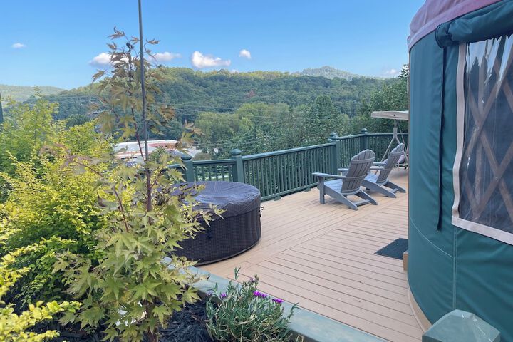 Mountain Aire Cottages Inn & Glamping