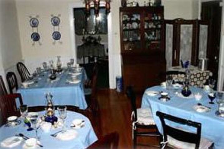 Lamplight Inn