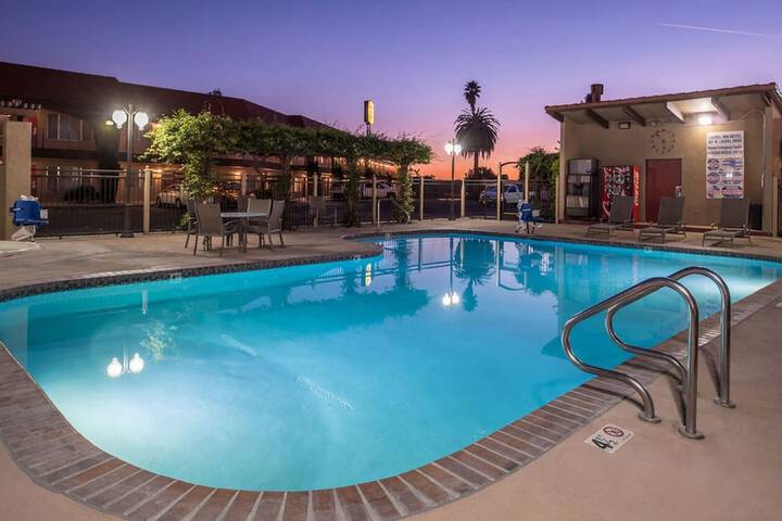Laurel Inn Motel