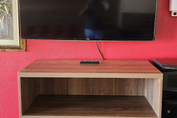 Room 18 of 21