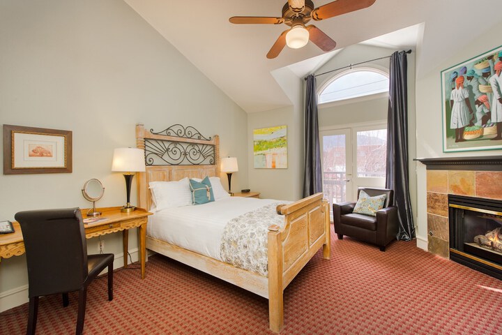 Room 28 of 51