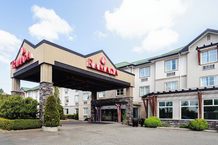 Ramada by Wyndham Surrey / Langley