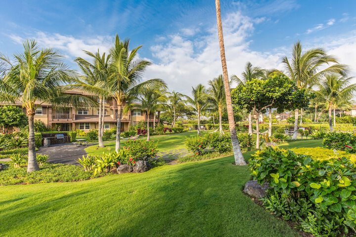 Castle Halii Kai at Waikoloa