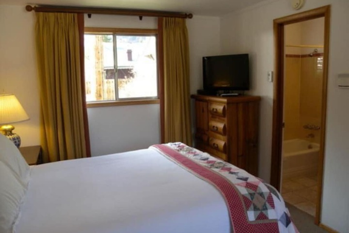 Hotel Interior 19 of 141