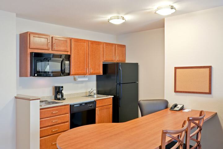 Room 13 of 25