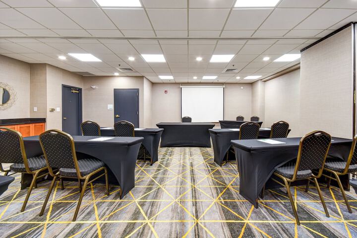 Holiday Inn Allentown-Bethlehem by IHG
