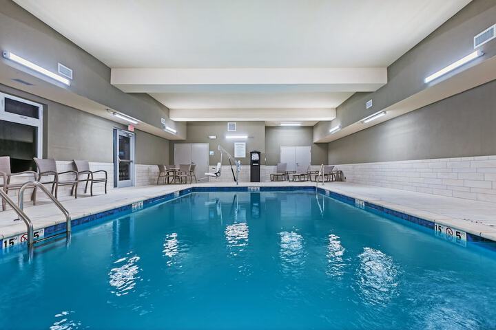 Pool 12 of 41