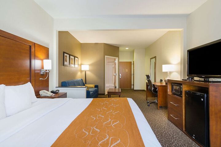 Room 8 of 50