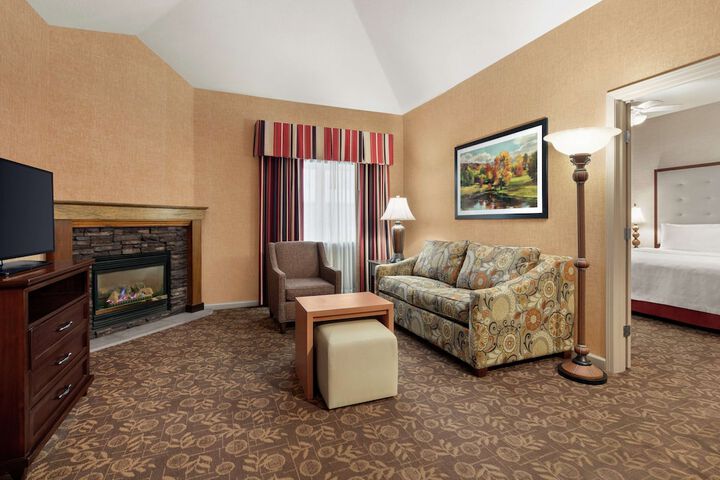 Homewood Suites by Hilton Syracuse / Liverpool