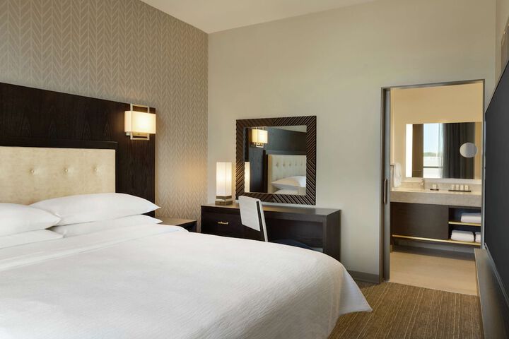Embassy Suites by Hilton Syracuse Destiny USA