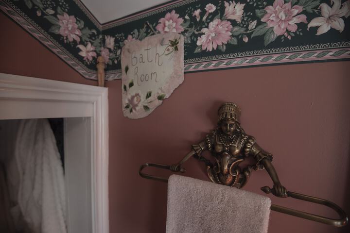 Room 35 of 54