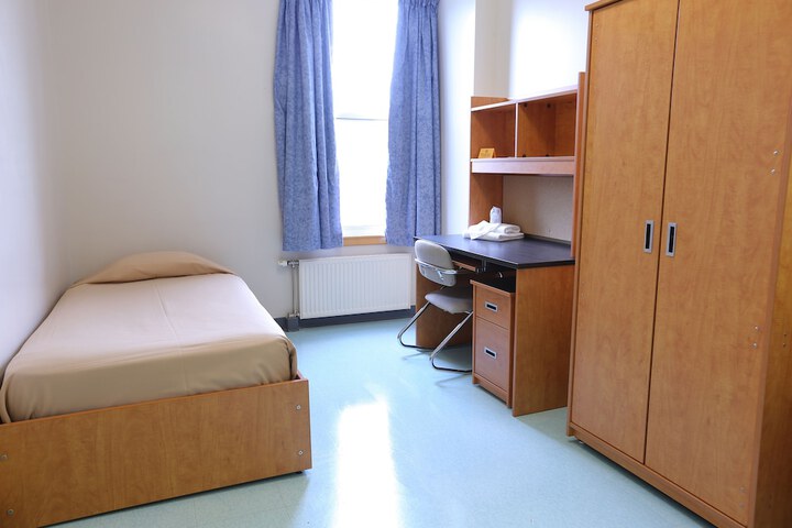 Room 20 of 69