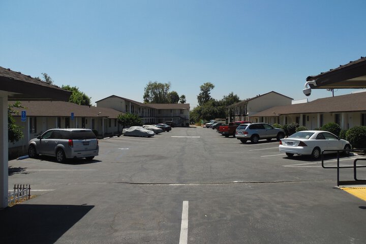 Hotel 2 of 41