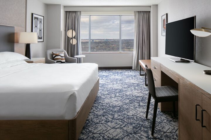 Room 19 of 53