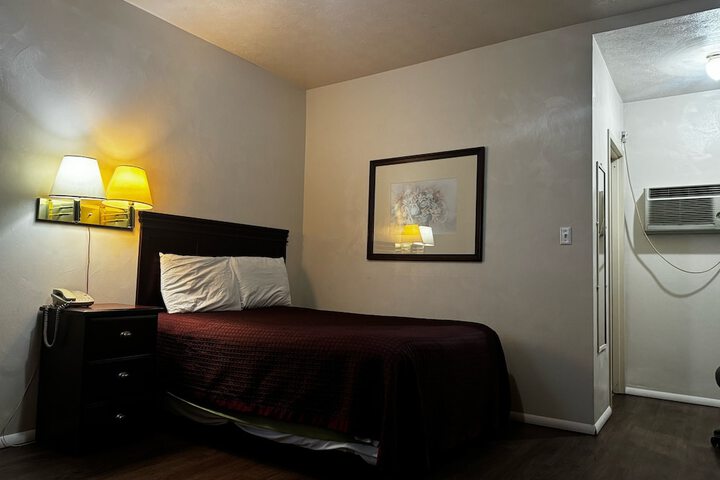 Heritage Inn