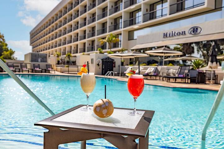Hilton Orange County / Costa Mesa