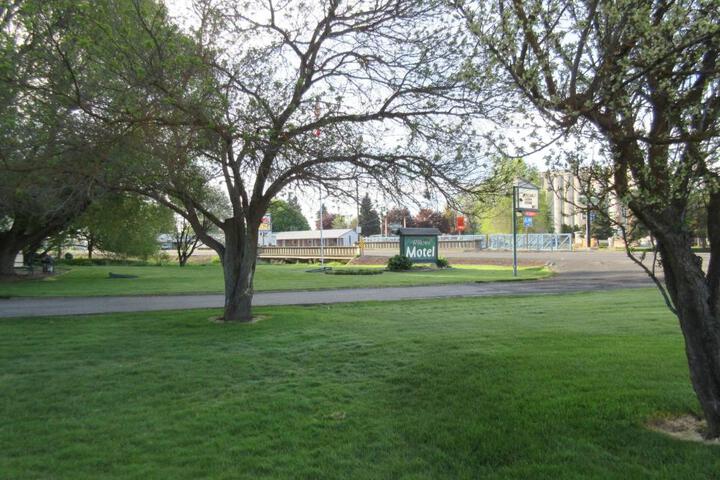 The Willows Motel