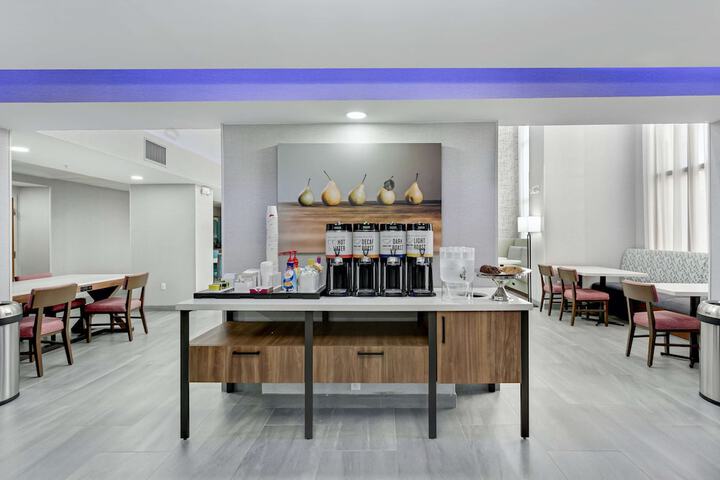 Hampton Inn Houston-Pearland