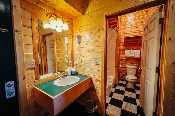 Anglers Lodge