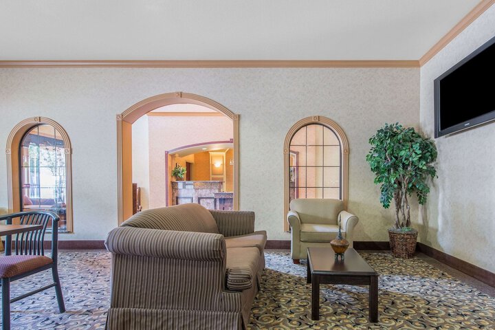 Baymont by Wyndham Wichita Falls