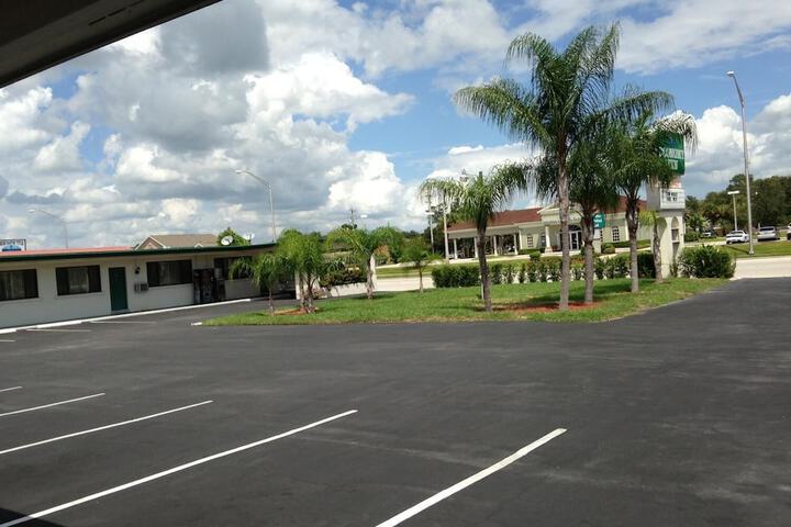 Property Grounds 15 of 26