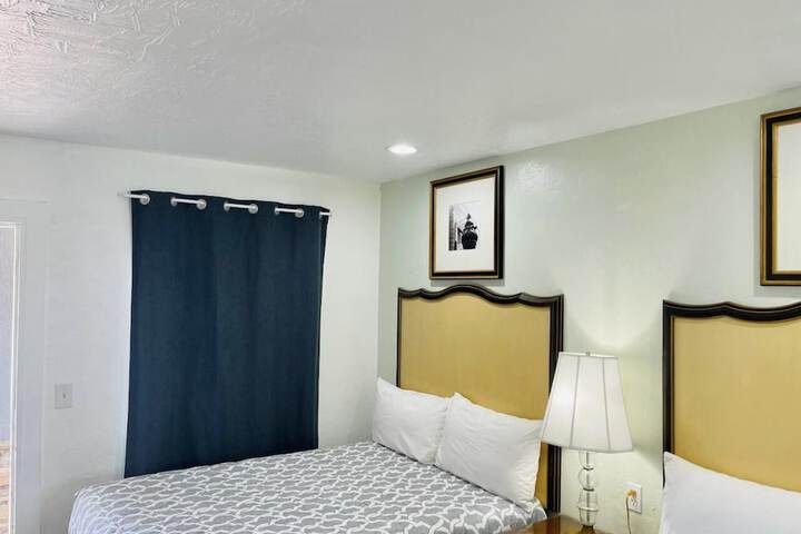 Room 12 of 15