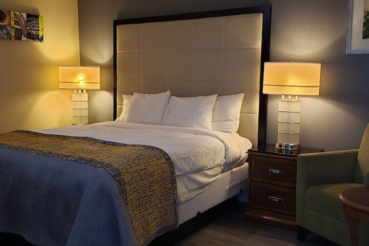 Regency Inn