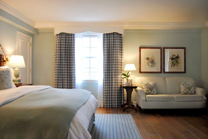 Room 58 of 187
