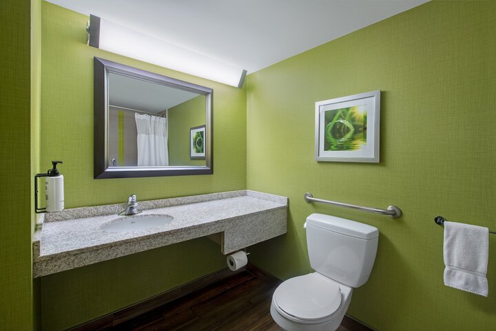 Room 45 of 82