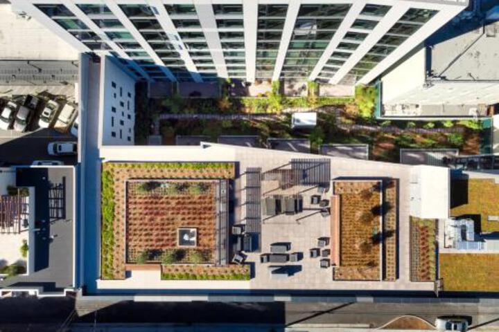 Global Luxury Suites on Folsom Street