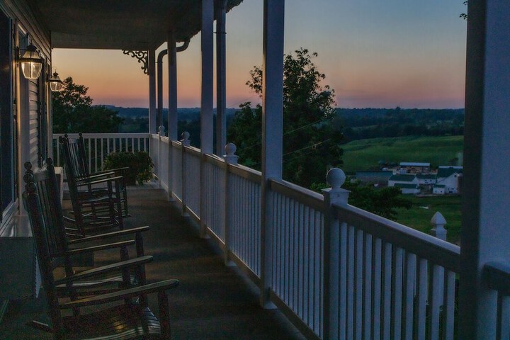 Hillside Villa Ohio