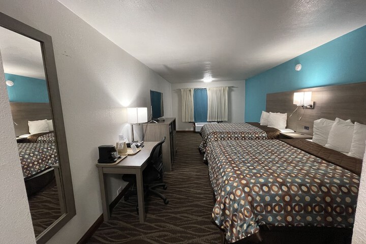 Room 14 of 26