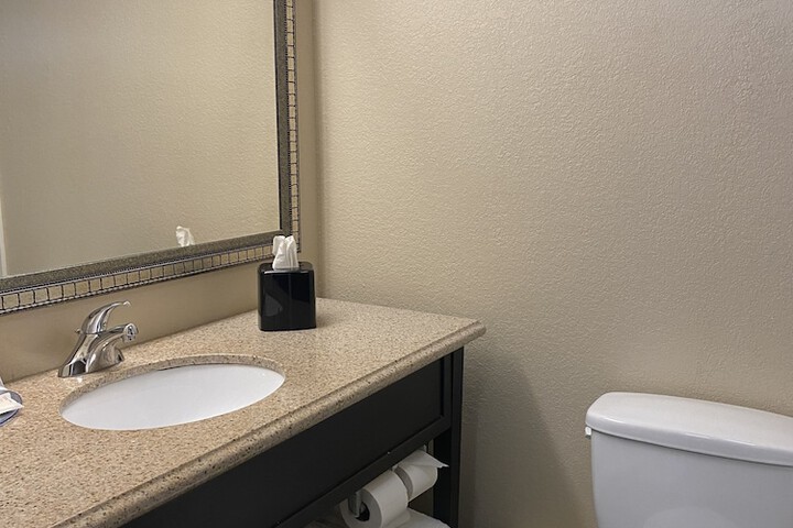 Room 16 of 45