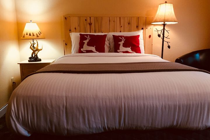 Black Elk Resort Cottages and RV Park
